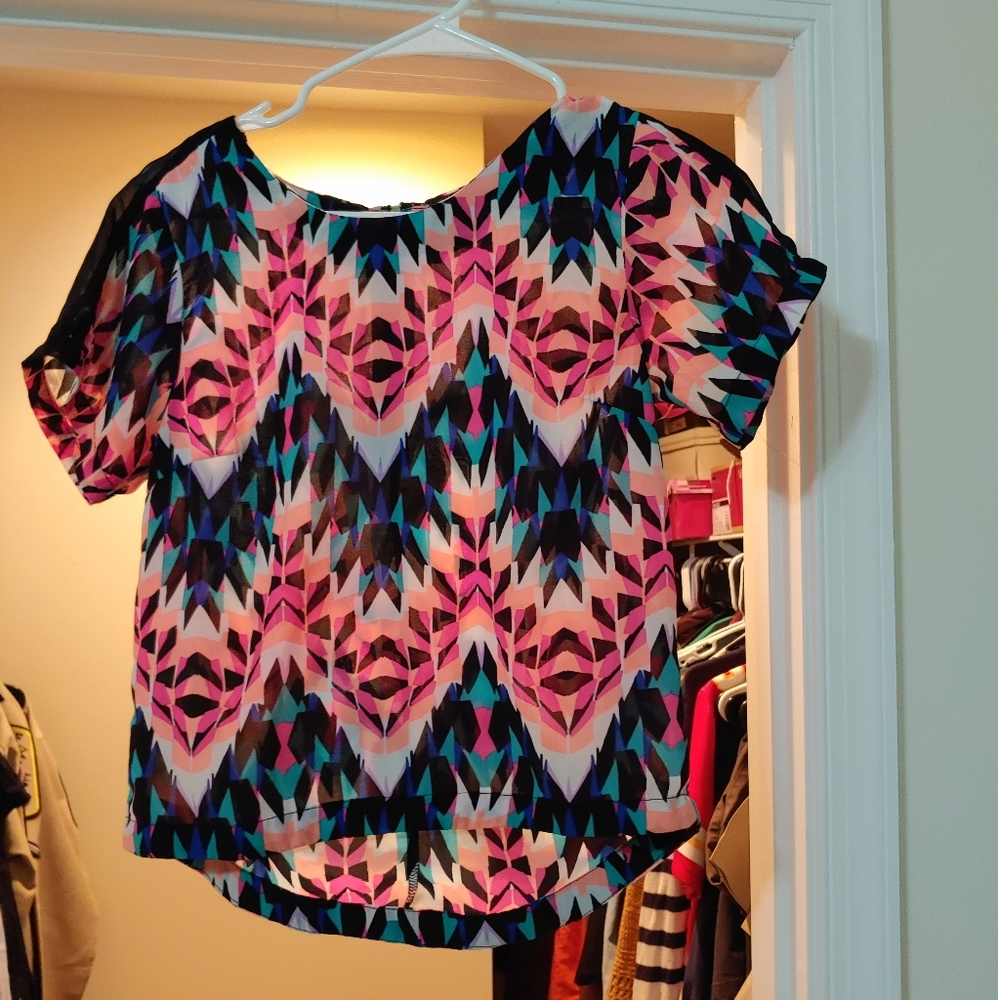 Small multicolor short sleeve shirt